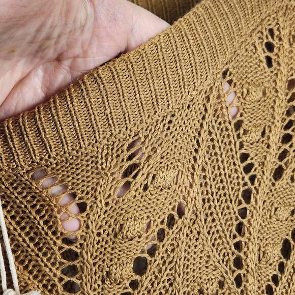 143 Story by Line Up Open Knit Pullover Sweater Women’s SZ M Camel Button Detail - Picture 8 of 14